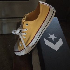 Springtime Yellow Converse